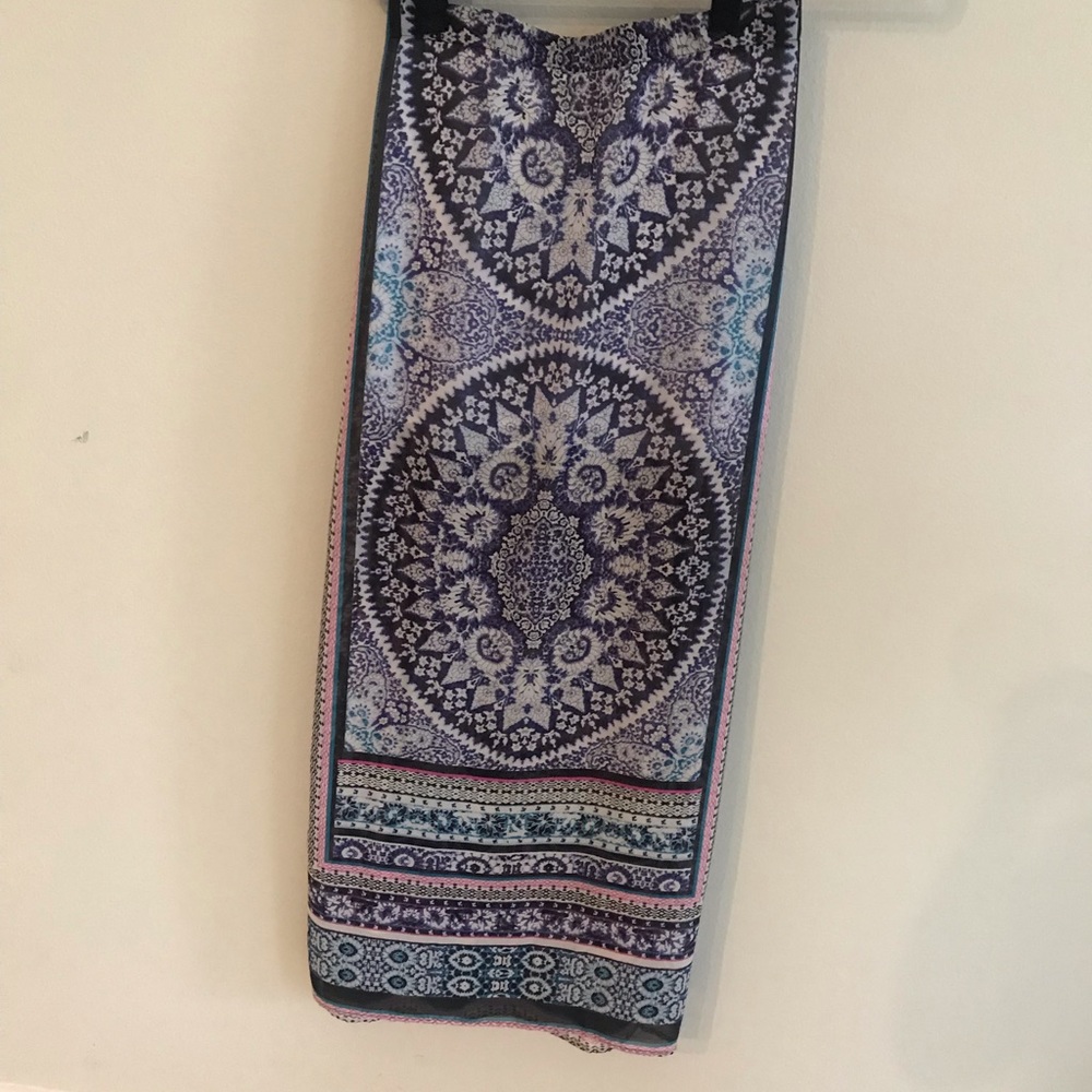 Detailed maxi skirt